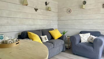 Cottage | Living area
