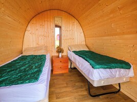 1 bedroom, individually decorated, individually furnished