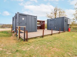 Cottage | Property grounds