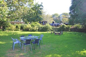 Cottage | Outdoor dining