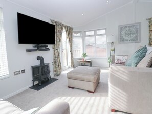 Living area - Swifts Reach Lodge (Windermere)