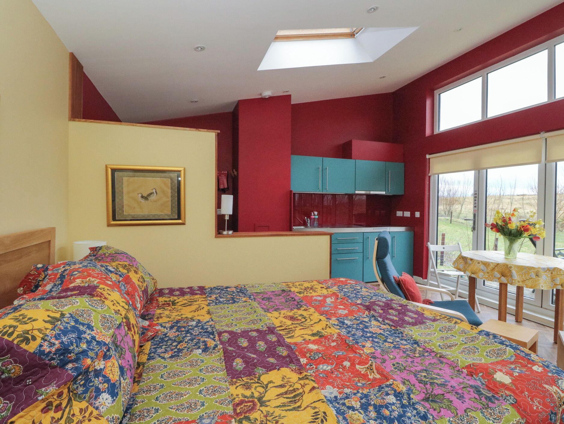 1 bedroom, individually decorated, individually furnished, free WiFi