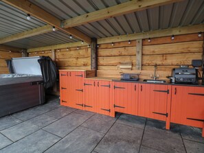 Indoor spa tub - Rhosydd (Ruthin)