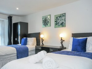 4 soverom, individuelt dekorert og individuelt innredet