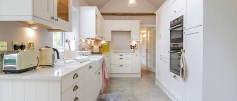 Fridge, dishwasher, electric kettle, toaster