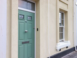 Exterior detail - 2 Sea Otter House (Teignmouth)