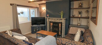 3 Anchor Cottage
