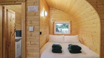 1 bedroom, individually decorated, individually furnished, free WiFi