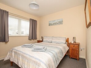 2 habitaciones, decoración personalizada y muebles diferentes 