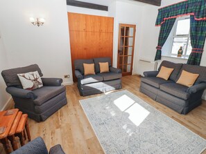 Living area - Bizzie Lizzie (Wooler)
