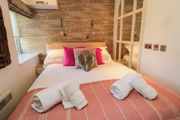 1 bedroom, WiFi (free), individually decorated, individually furnished