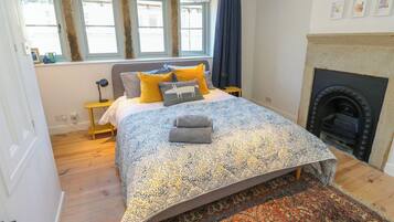2 bedrooms, individually decorated, individually furnished, free WiFi