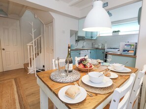 Dining - The Cottage (Swanage)
