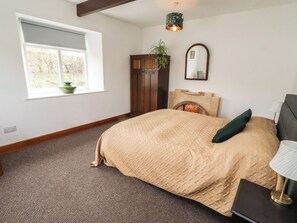 Cottage | 2 bedrooms, individually decorated, individually furnished, free WiFi - Honeysuckle Cottage (Cornhill on Tweed)