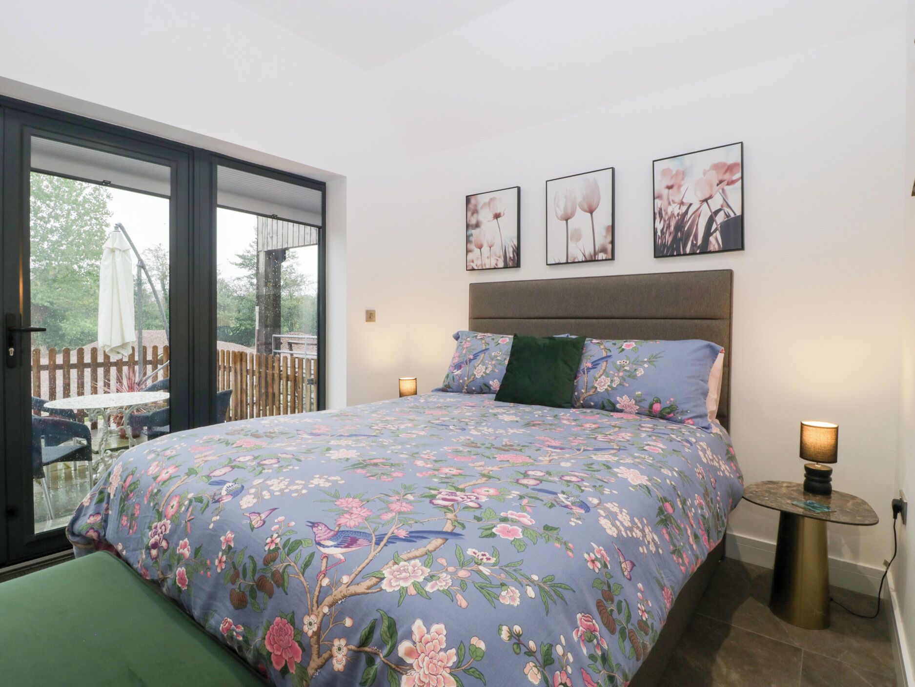 Cottage | 2 bedrooms, individually decorated, individually furnished, free WiFi