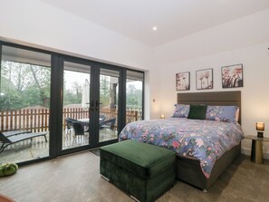 Cottage | 2 bedrooms, individually decorated, individually furnished, free WiFi - The Hay Barn (Gloucester)