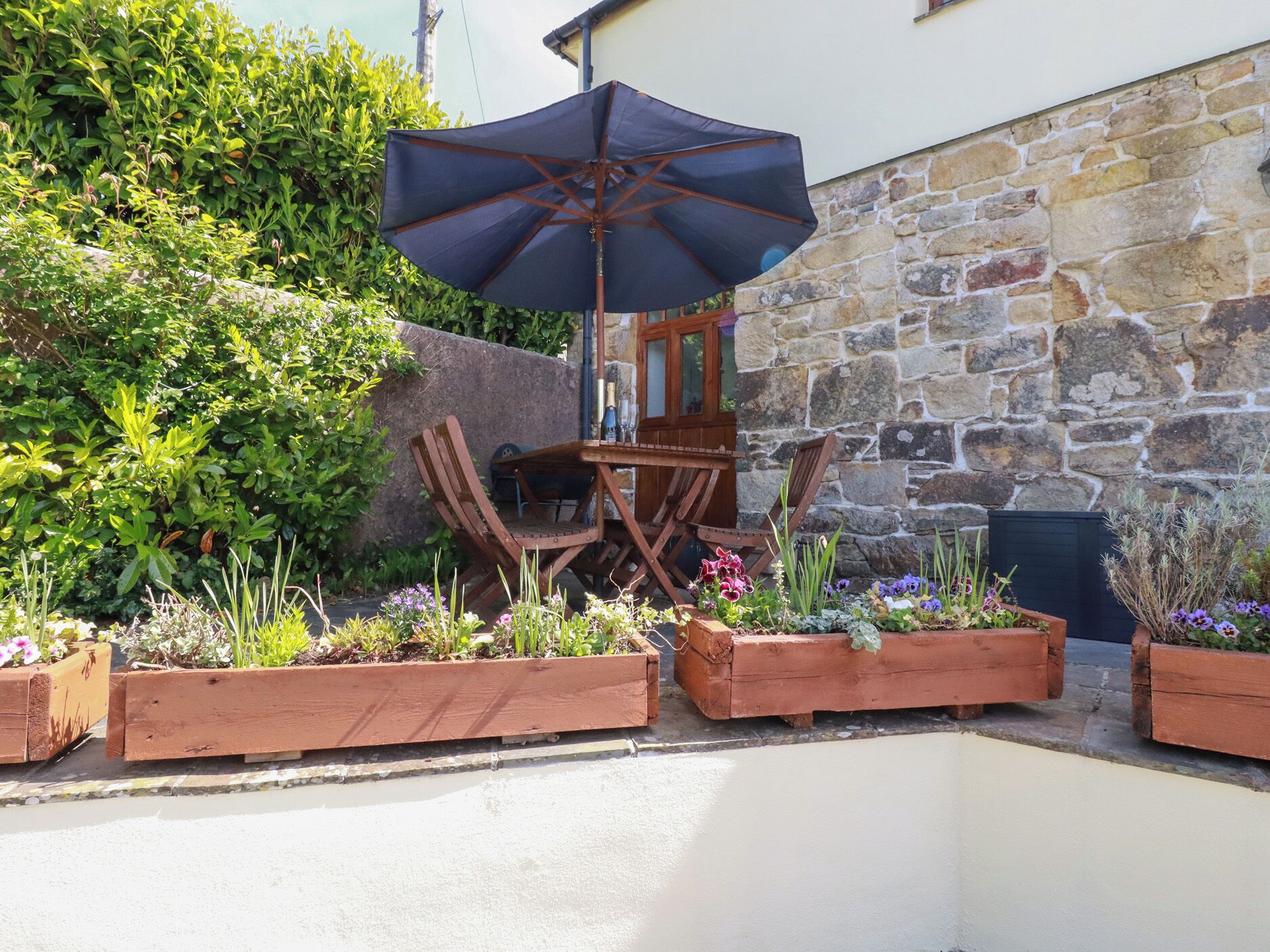 Cottage | Outdoor dining