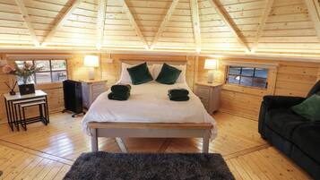 1 bedroom, individually decorated, individually furnished, free WiFi