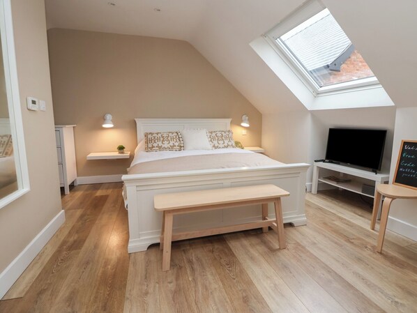 1 chambre, décoration personnalisée, ameublement personnalisé