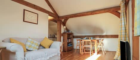 Cottage | Living area