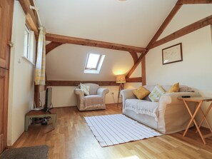 Cottage | Living area