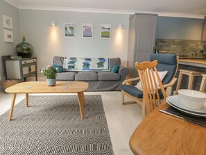 Living area - Newlands (Windermere)