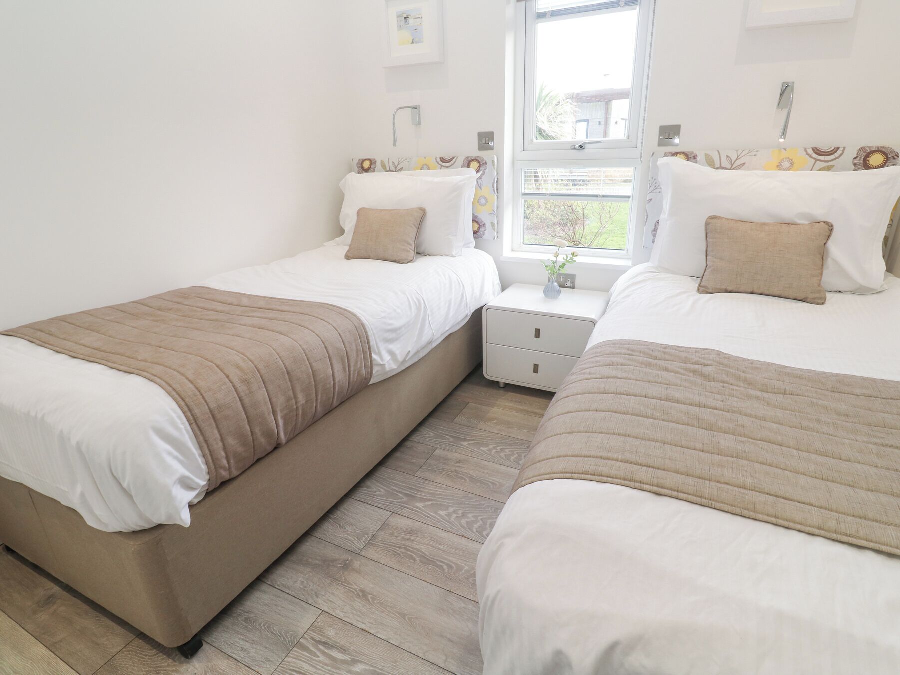 Cottage | 3 bedrooms, individually decorated, individually furnished, free WiFi