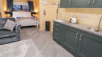 1 habitación, decoración personalizada y muebles diferentes