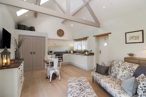Living area - Church View Retreat (Weston-super-Mare)