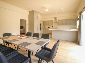 Dining - Kempton Park Cottage (Oswestry)