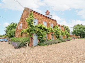 Exterior - Malthouse Farm (King's Lynn)