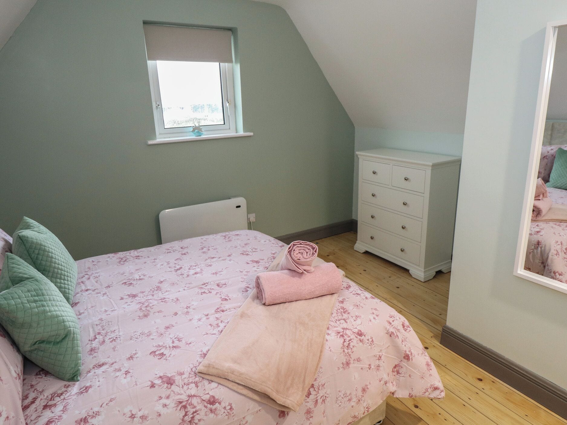 Cottage | 3 camere, con stile personalizzato, con arredamento individuale