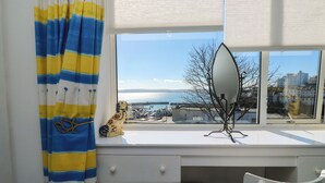 Að innan