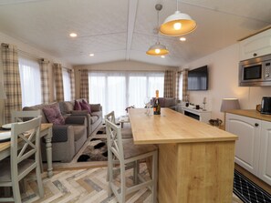 Interior - Kingfisher Lodge 36 (Evesham)