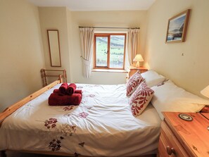 3 bedrooms, individually decorated, individually furnished, free WiFi - Low Wood View (Penrith)