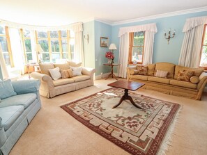 Living area - Mickle Trafford Manor (Chester)
