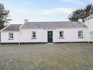 Exterior - Ballard Cottage (Newry)