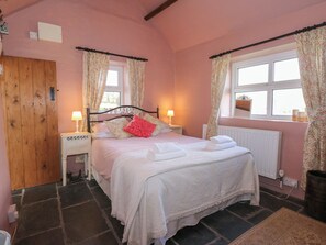 4 slaapkamers, individueel gedecoreerd, individueel gemeubileerd