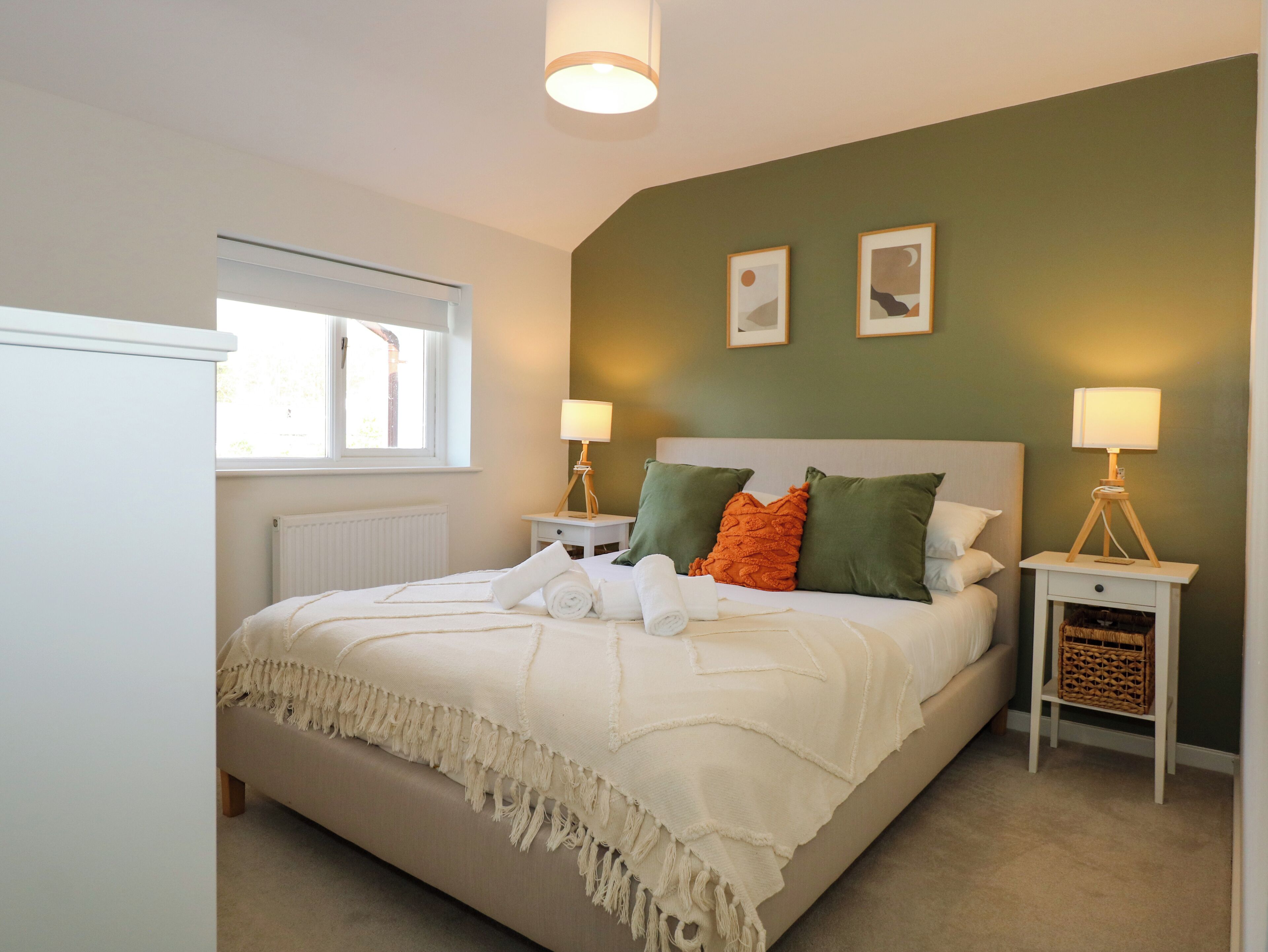 3 ห้องนอน, ห้องพักตกแต่งอย่างมีเอกลักษณ์, ตกแต่งพิเศษโดยเฉพาะ, Wi-Fi ฟรี