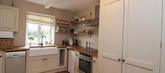 Little Lemhill Farm Cottage