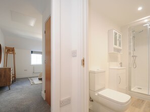 Shower - Wharfside (Penzance)