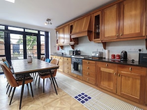 Fridge, dishwasher, electric kettle, toaster