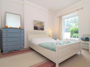 4 bedrooms, individually decorated, individually furnished, free WiFi