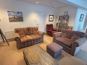 Cottage | Living area - Waterfall (Ambleside)