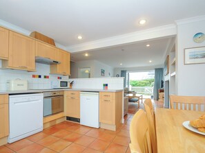 Fridge, dishwasher, electric kettle, toaster - Bryher (Wadebridge)