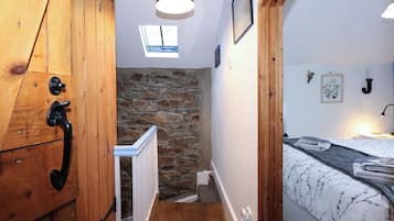 2 slaapkamers, individueel gedecoreerd, individueel gemeubileerd