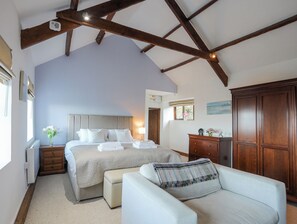 3 室のベッドルーム、客室ごとに異なる装飾、客室ごとに異なるインテリア、WiFi (無料)