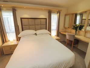 2 bedrooms, individually decorated, individually furnished, free WiFi - Lodge 3 (Carnforth)