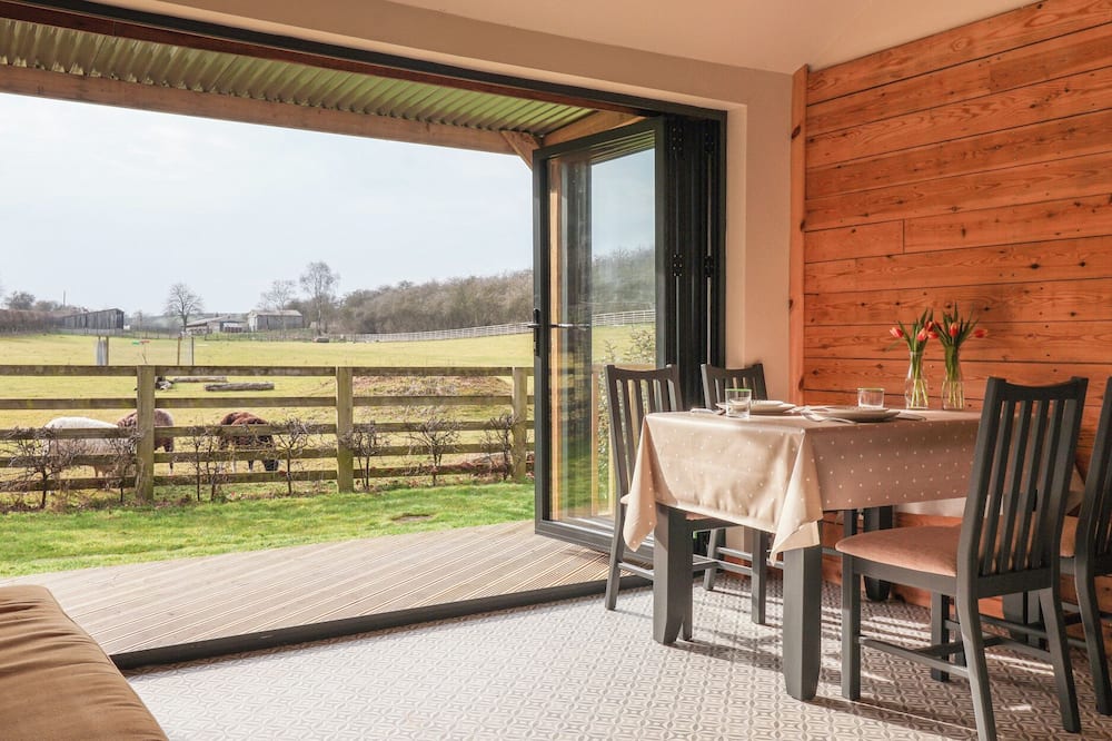 Beech Tree Cabin - Huggate