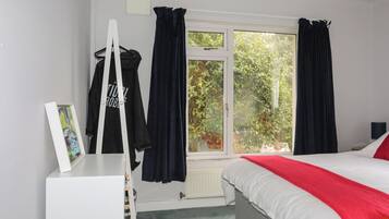 3 bedrooms, individually decorated, individually furnished, free WiFi